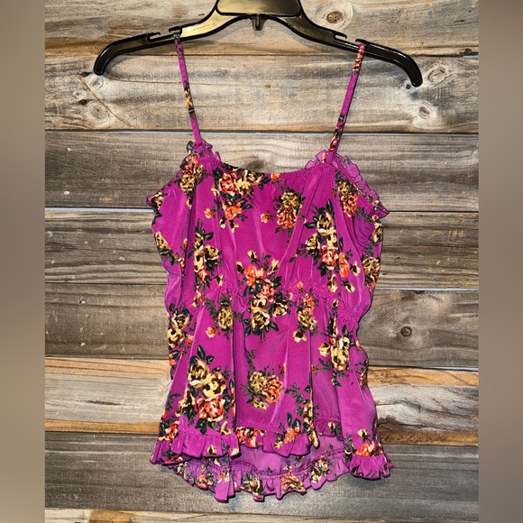 Candies- floral tank top- Size medium-adjustable straps - Picture 4 of 6
